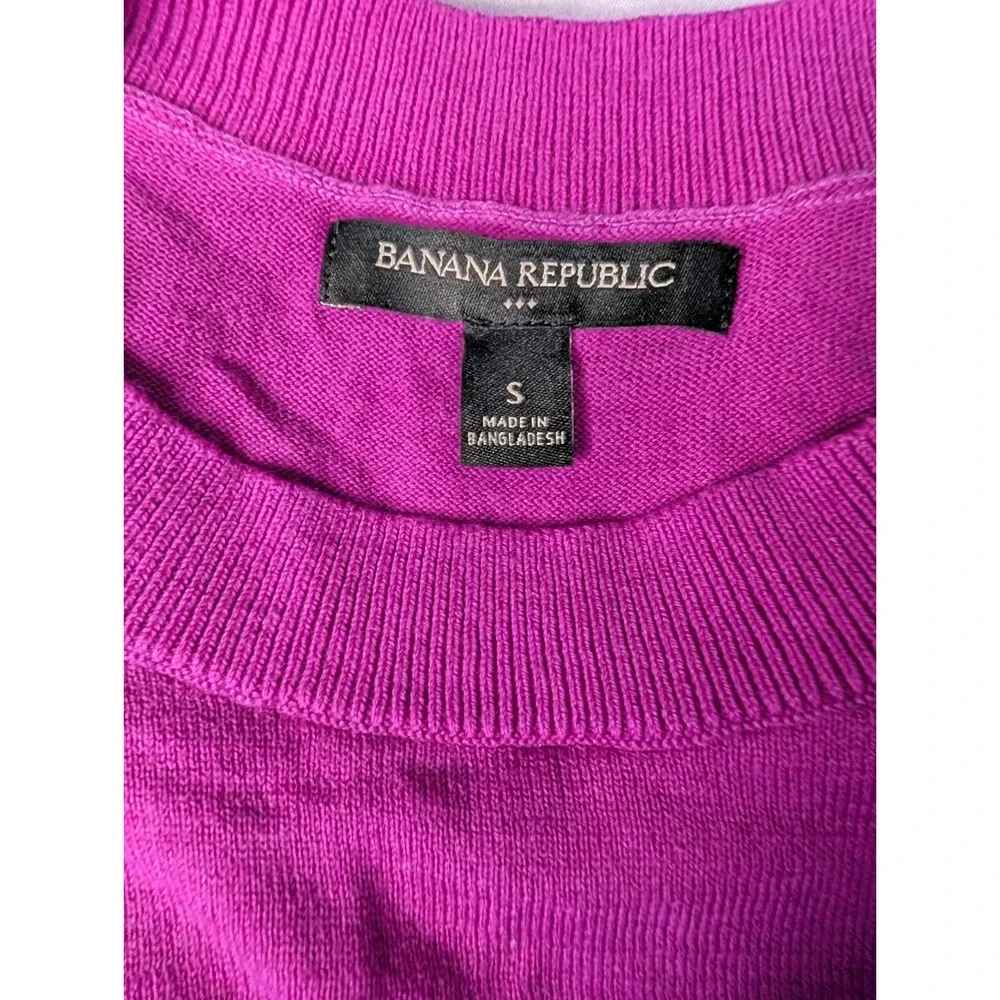 Banana Republic Women's Small Magenta Crewneck‎ Sweater Cotton Blend Lightweight